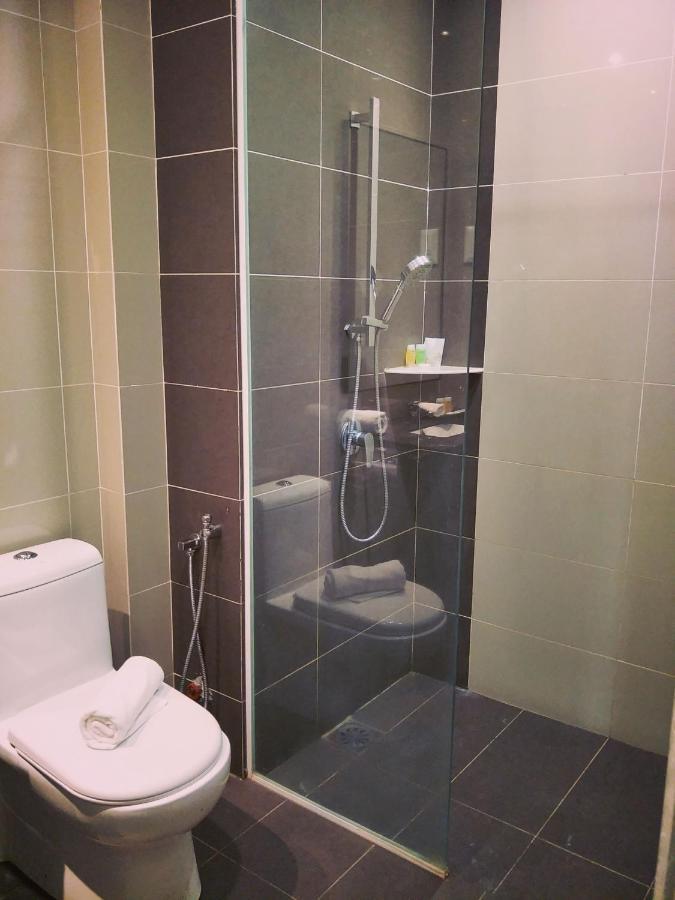 Gloria Swiss Apartment Melaka Ayer Keroh Kültér fotó